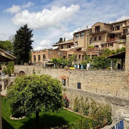 Contemporary Rooms San Gimignano Exterior foto